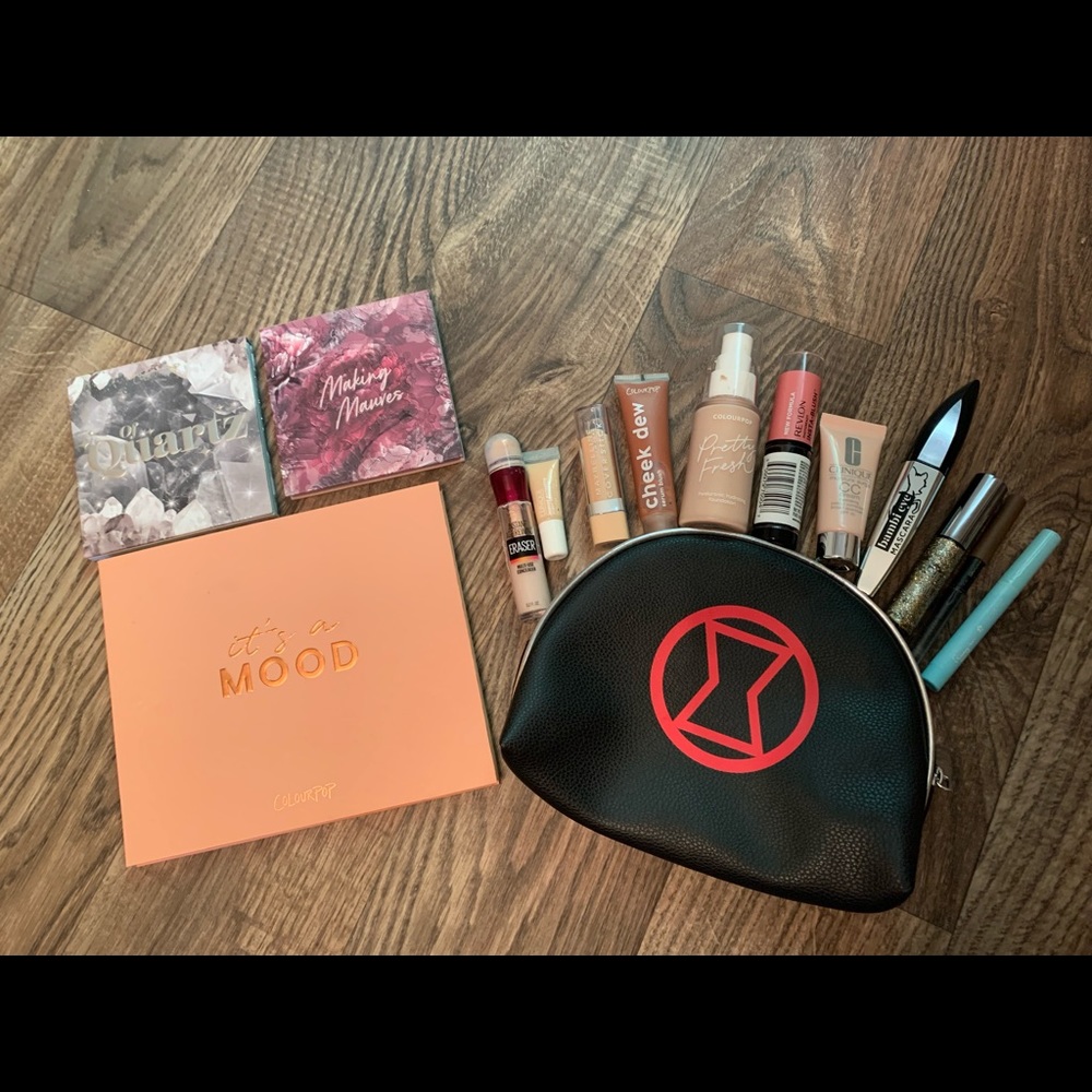 Makeup bundle